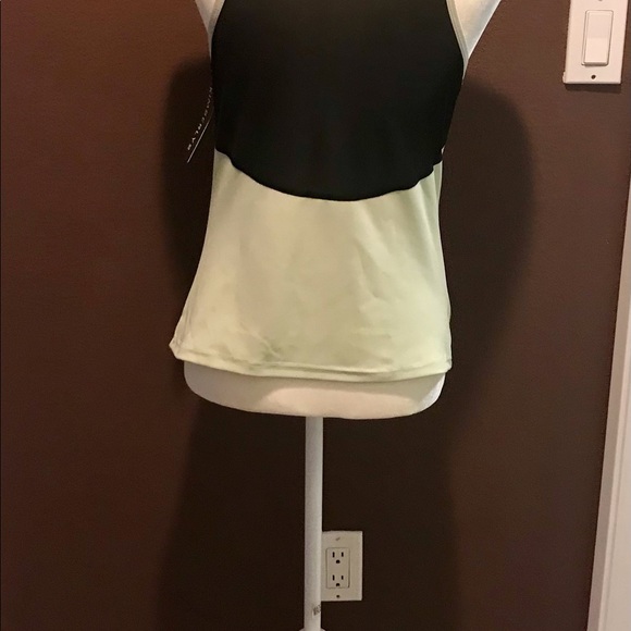 New! With Tags! Two piece stylish workout set! - Picture 5 of 7